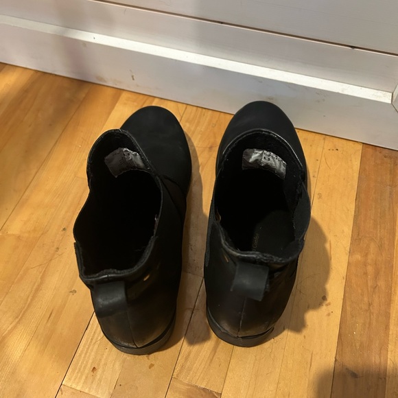 Denver hayes Boots - Picture 2 of 3